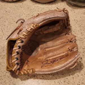 Wilson A2160 Pro Model Jim Catfish Hunter Leather Baseball Glove Right Handed